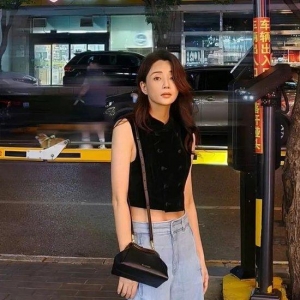 “女明星长得美身材好 是上科技