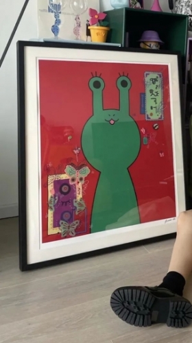 春日想给衣服添添彩，她们都选绿色！
