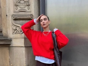 曾被看作“运动专属”的单品，如今正霸占时髦精衣橱