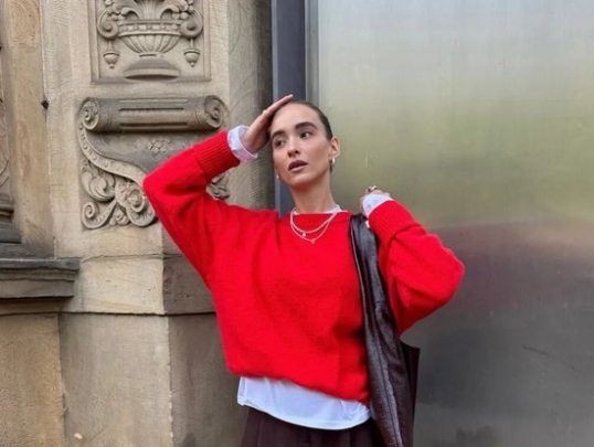 曾被看作“运动专属”的单品，如今正霸占时髦