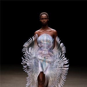 Iris van Herpen 2021春夏高定