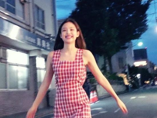 隐藏在“清纯”外表下的格子装真美